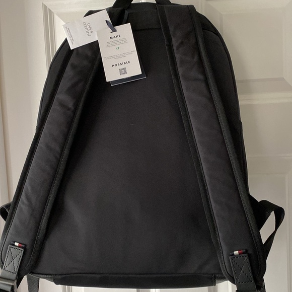 Tommy Hilfiger Everyday Casual Backpack. New with tags - Picture 4 of 5